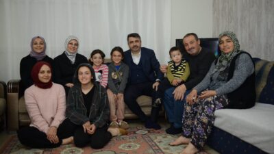 Başkan Yılmaz depremzedelerle iftar sofrasında buluştu