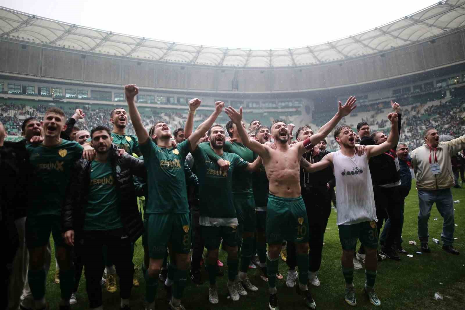 Alinur Aktaş: “Bursaspor’a verilen ceza kabul edilemez”