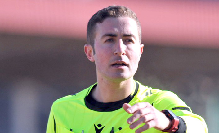 Sivas B.-Bursaspor maçının hakemi açıklandı! Sivas B.-Bursaspor maçının hakemi açıklandı!