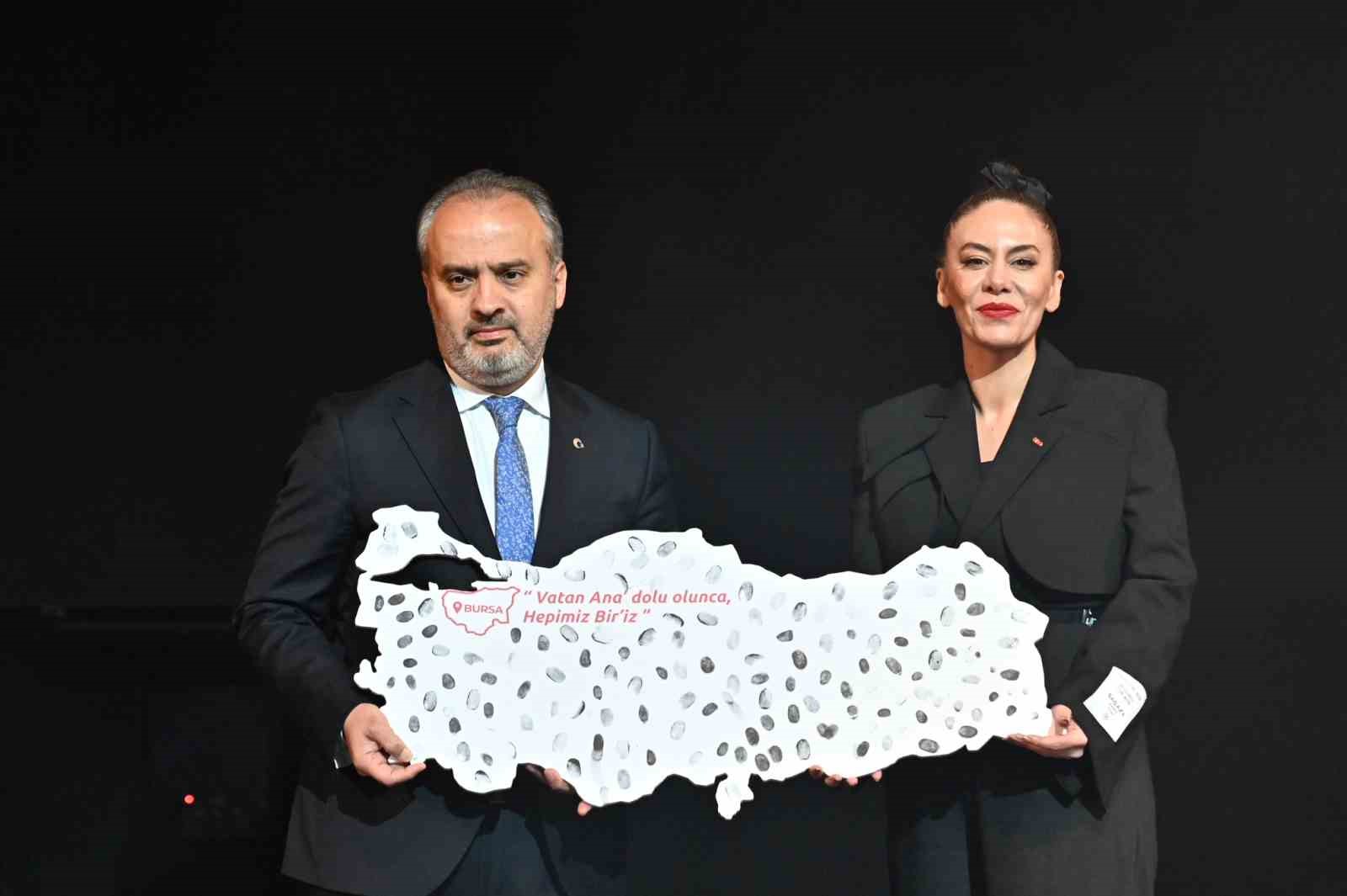 Bursa’da kahramanlıklarıyla tarihe damga vuran Türk kadınları vefa gecesinde anıldı 1 bursada kahramanliklariyla tarihe damga vuran turk kadinlari vefa gecesinde anildi 938ba2c