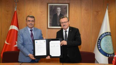 Bursalı esnafa akademik destek