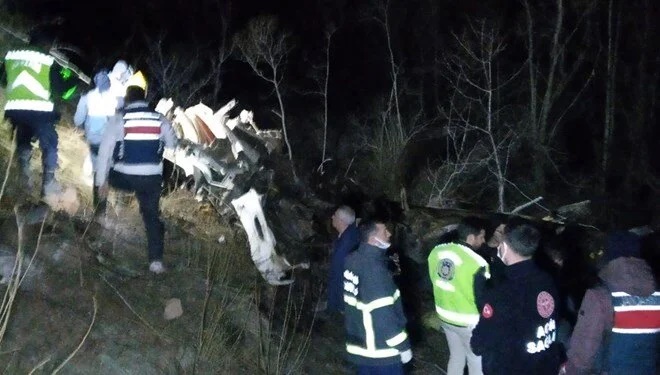 Katliam gibi kaza: 7 kişi hayatını kaybetti