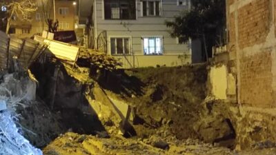 İstanbul’da hareketli dakikalar! İstinat duvarı çöktü, tedbir amaçlı bir bina boşaltıldı