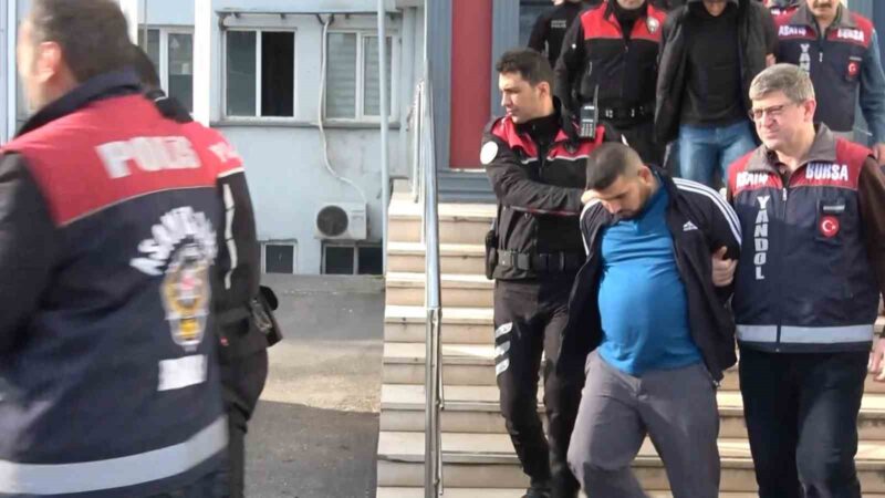 Bursa’da dolandırıcılardan inanılmaz tuzak Bursa’da polisin Bakiye 1 adını verdiği dolandırıcılık operasyonunda 5 ildeki
