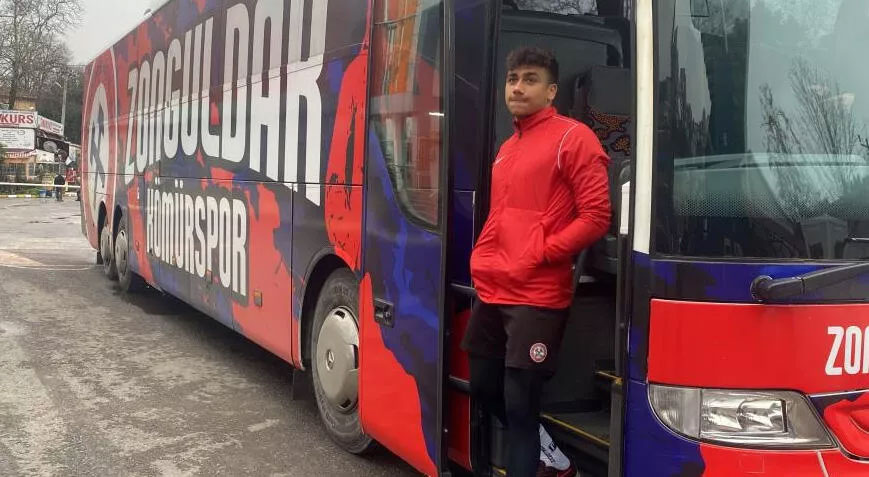 31 yakınını depremde kaybeden futbolcunun tek umudu oldular