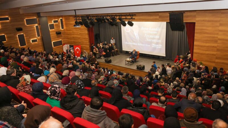 Gürsu’da Berat Kandili’nin maneviyatı yaşandı Gürsu Belediyesi’nce düzenlenen Berat Kandili özel programı, Gürsulular’ın yoğun katılımıyla
