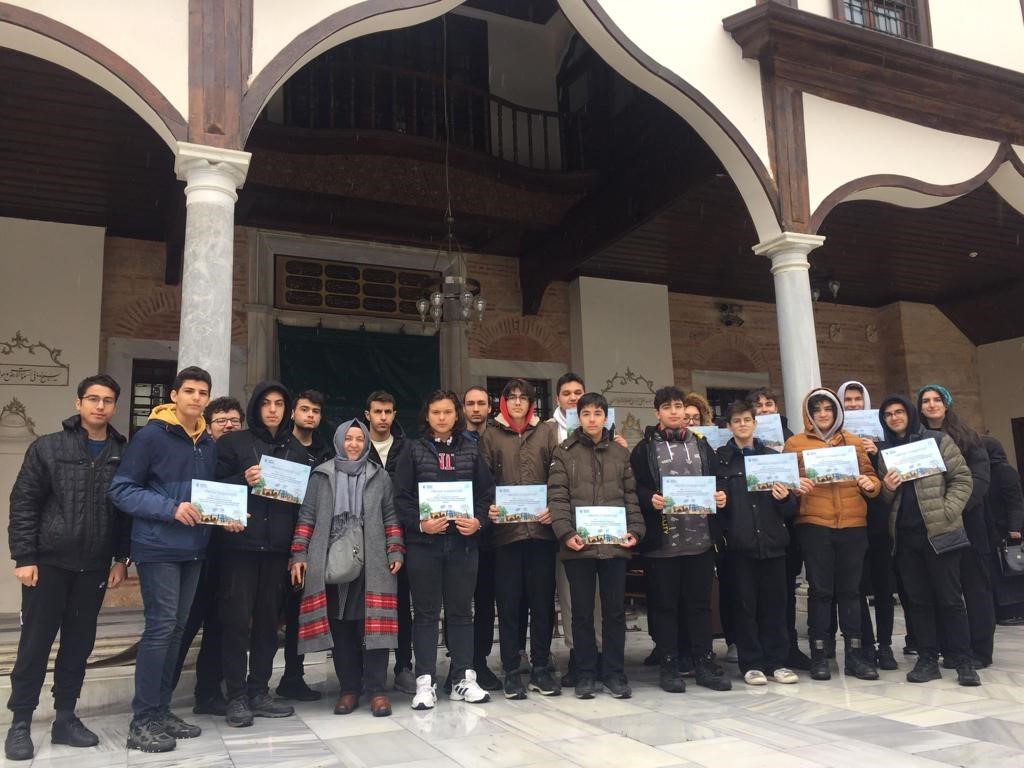 Gençlik, ramazanda da Bursa yollarında Gençlik, ramazanda da Bursa yollarında