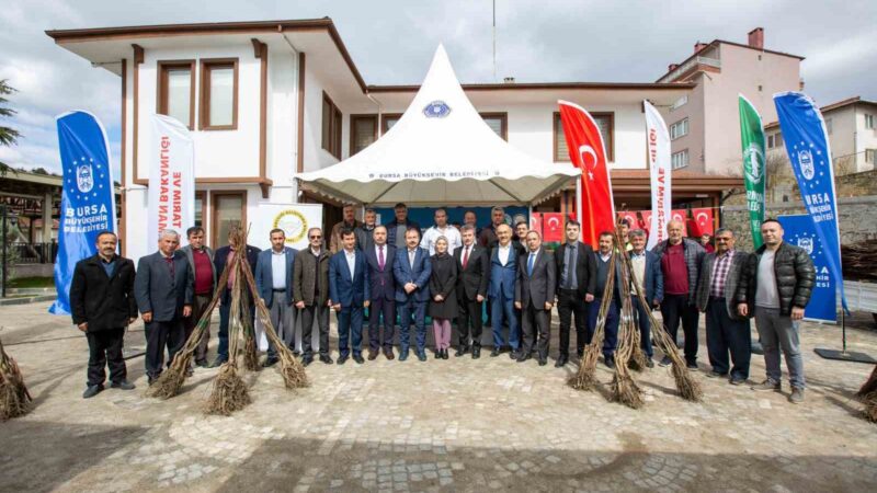 Harmancık’ın marka değeri ceviz olacak Bursa Büyükşehir Belediyesi, kırsal kalkınma hedefleri doğrultusunda Harmancıklı çiftçilere 6100