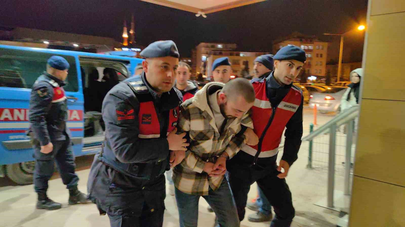 Bursa’da tüfekle yaralama!