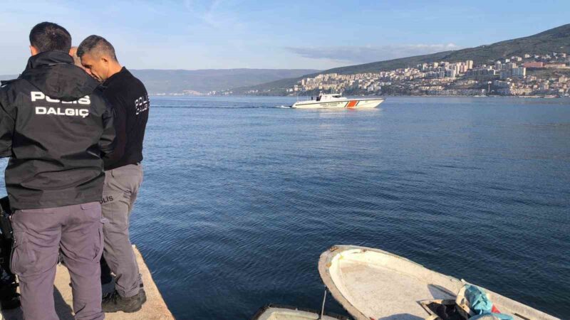 Gemlik açıklarında dehşet! Kayıp kişi aranıyor Bursa’nın Gemlik ilçesinde bulundukları teknenin alabora olması sonucu iki arkadaşı