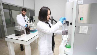 Nilüfer Belediyesi, Mineral Analiz Laboratuvarı ile çiftçinin yanında