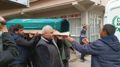 Bursa’da arkadaşı tarafından öldürülmüştü! Gözyaşlarıyla uğurlandı