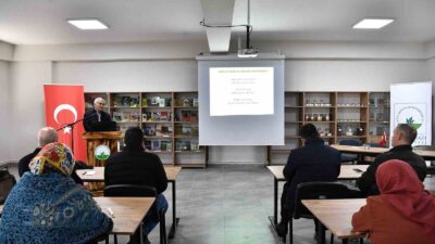 Osmangazi’de üzüm yetiştiriciliği anlatıldı