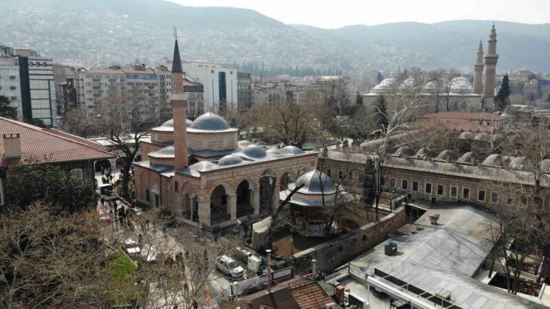 Bursa’daki tarihi cami 3 yıl sonra yeniden ibadete açılıyor