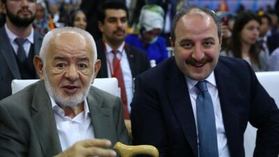 Bakan Varank’ın acı günü