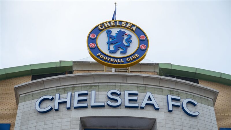 Premier Lig takımı Chelsea, önceki sahibi Rus Roman Abramovich'e yaptırımlar