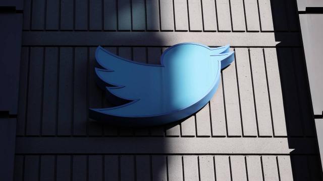 Twitter konuşma politikasını netleştirdi: Hesap derhal askıya alınacak Twitter konuşma politikasını netleştirdi: Hesap derhal askıya alınacak