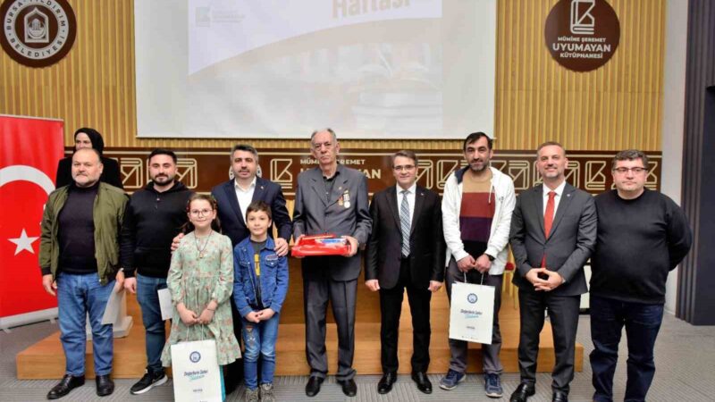 Yıldırım’ın kitap kurtları ödüllendirildi İl Kültür Müdürlüğü ve Yıldırım Belediyesi iş birliği ile düzenlenen