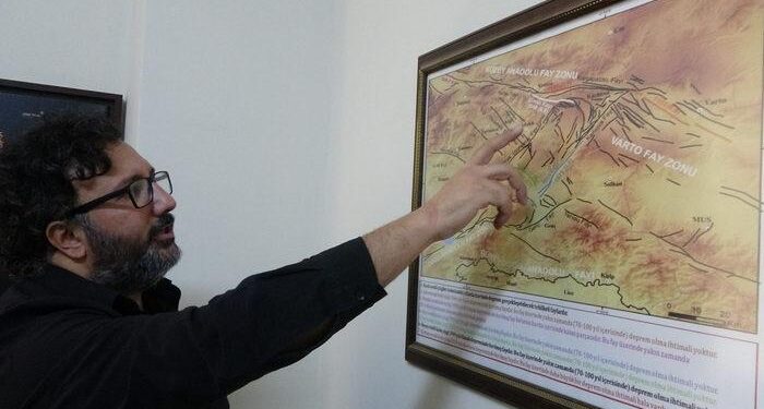 ‘Hesaplandı’ diyerek o bölgeyi işaret etti! ‘7.2 büyüklüğünde deprem üreteceği…’