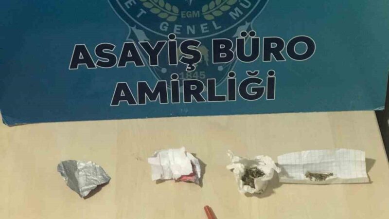 Bursa’da 2 hırsızlık zanlısı ve 3 uyuşturucu taciri tutuklandı Bursa Orhangazi Emniyet Müdürlüğü asayiş büro ekipleri ilçe genelinde son