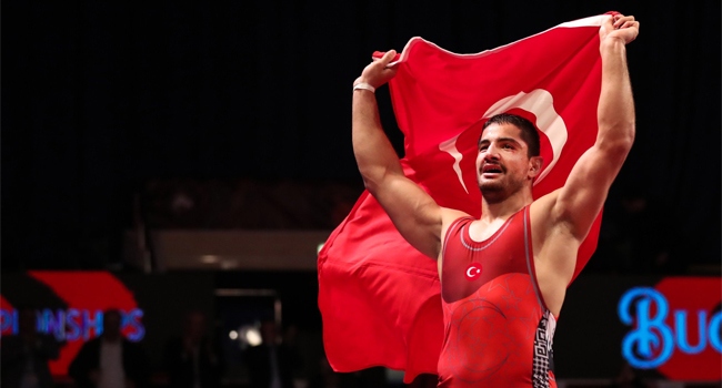 Taha Akgül 10. kez Avrupa şampiyonu