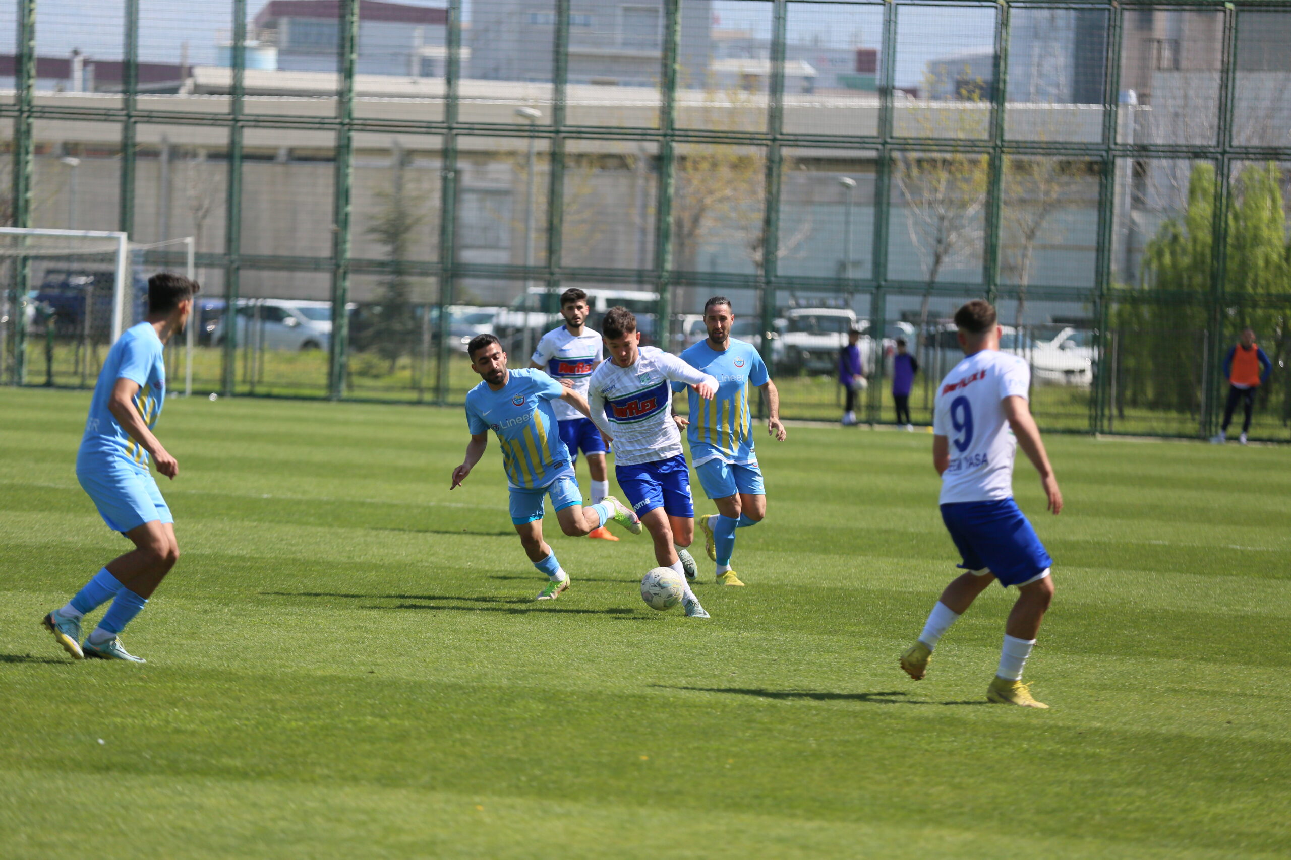 3.Lig'deki Bursa ekibinden süper zafer! 90'da vurdu 4 basamak uçtu... 1 4625536 SRDR8606 48073 scaled