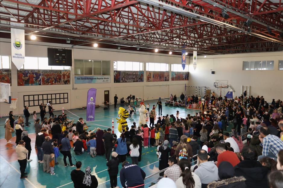 İnegöl’de Mahalle Şenlikleri’nin finali Huzur ve Alanyurt’ta yapıldı