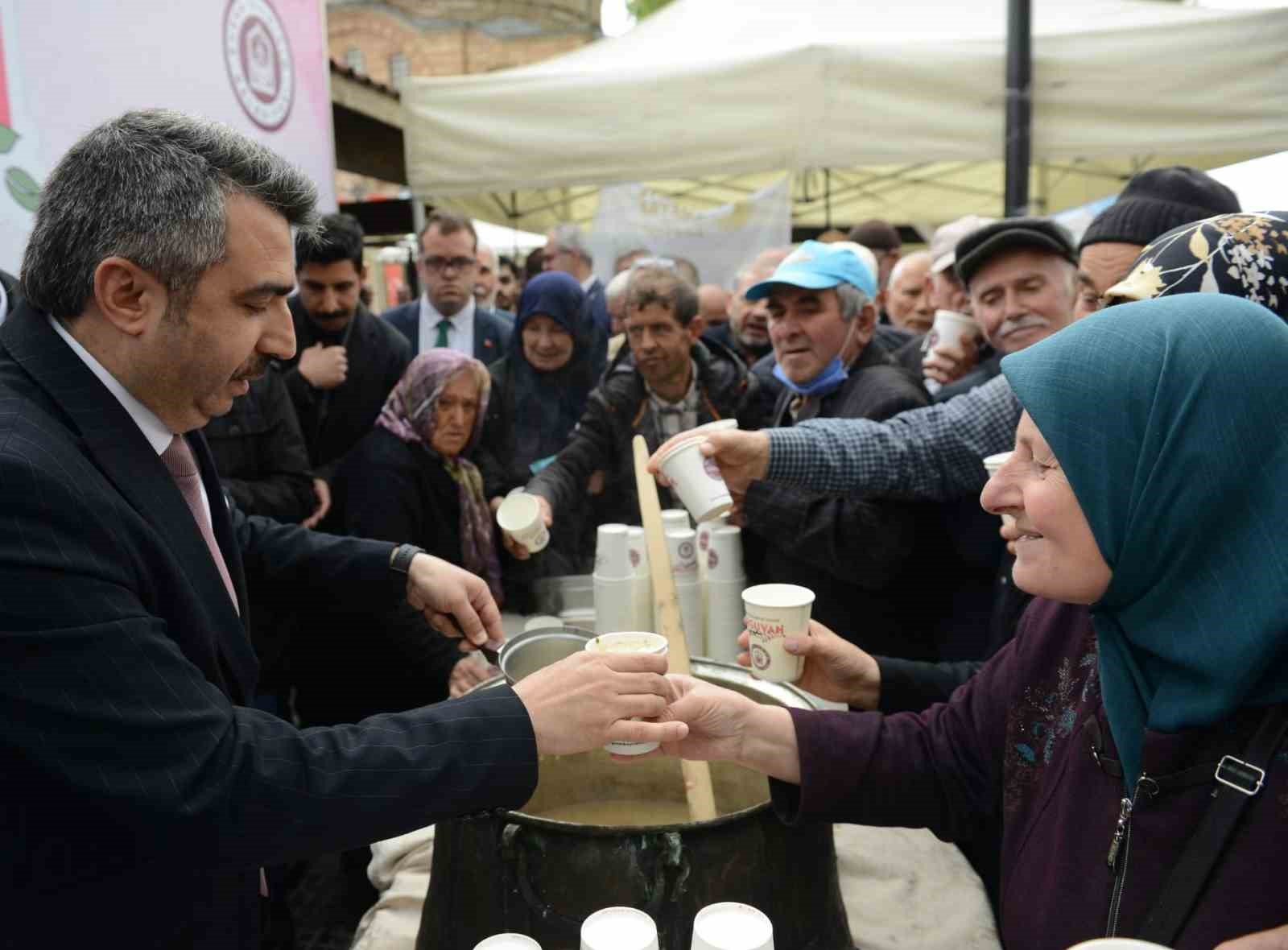 600 yıllık Erguvan Bayramı geleneği Yıldırım’da yaşatılıyor 1 600 yillik erguvan bayrami gelenegi yildirimda yasatiliyor 928fa4d
