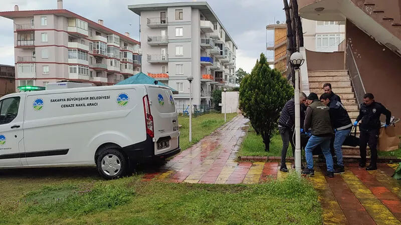 Tatile geldiği evde cesedi bulundu