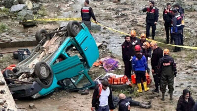 Dereye uçan araçta ölü sayısı 5’e yükseldi