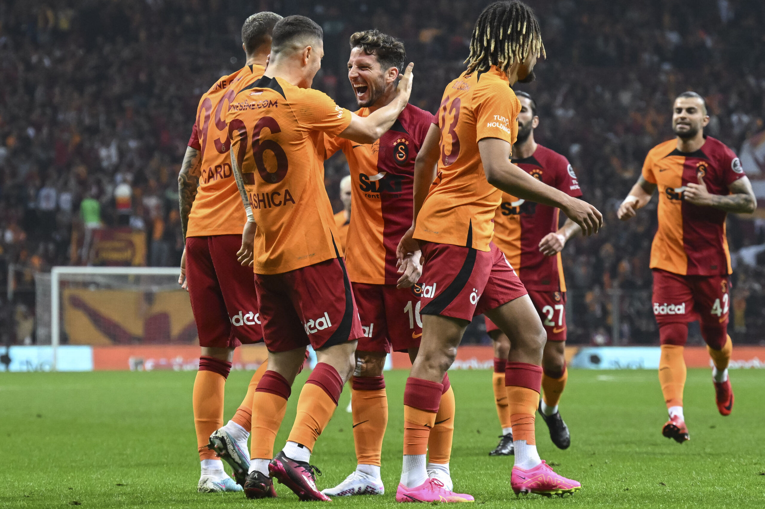 Galatasaray'dan gol yağmuru 1 AA 20230414 30855417 30855408 GALATASARAY YUKATEL KAYSERISPOR scaled