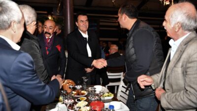 Başkan Dündar, muhtarlar ile iftarda buluştu