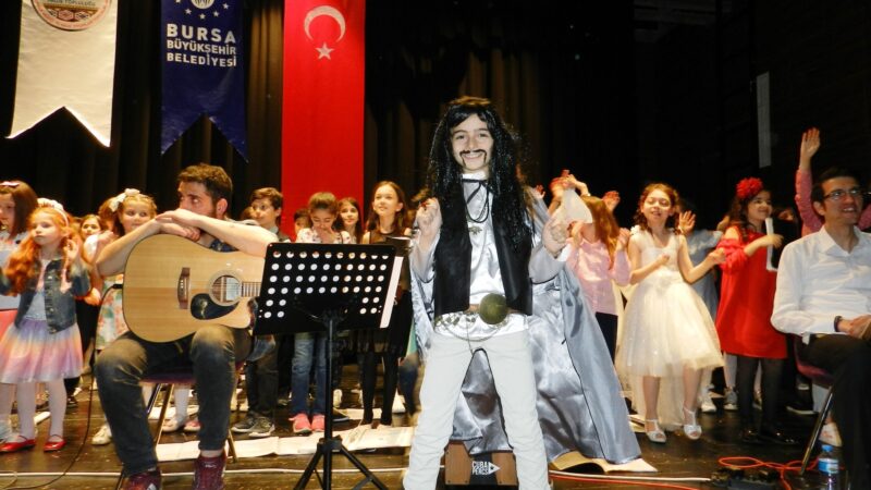 Bursa’da Barış Manço’ya vefa Bursa Büyükşehir Belediyesi Kültür Şube Müdürlüğü tarafından Kültür Akademisi bünyesinde