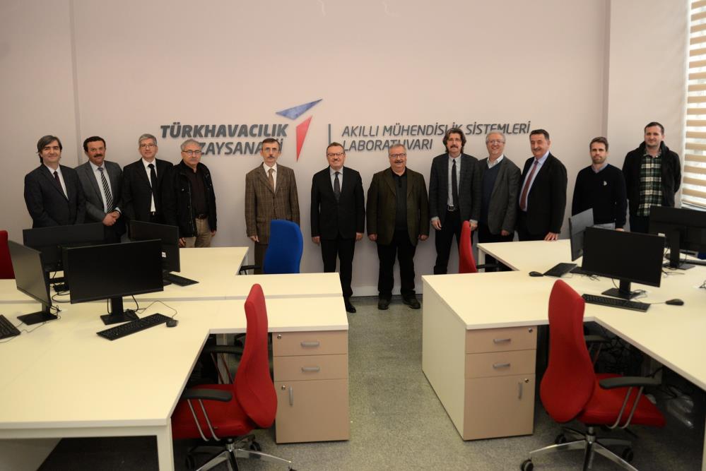 Uludağ Üniversitesi’ne yeni laboratuvar… Uludağ Üniversitesi’ne yeni laboratuvar…