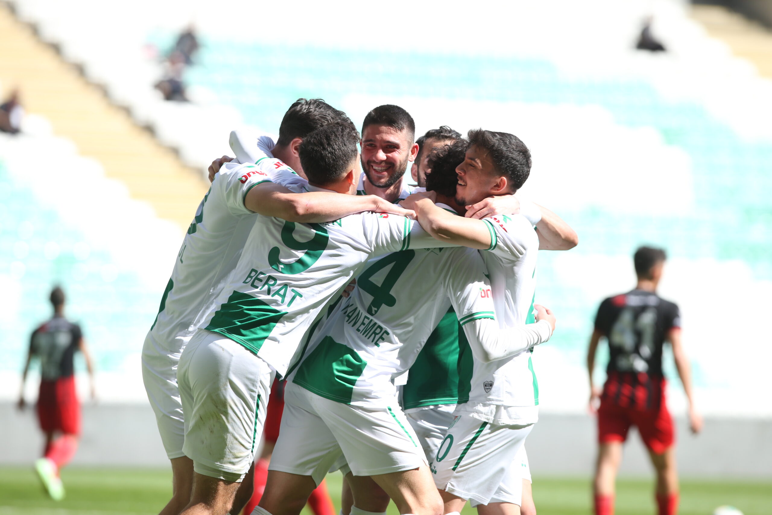 Timsah coştu! 3’te 3 yaptı!