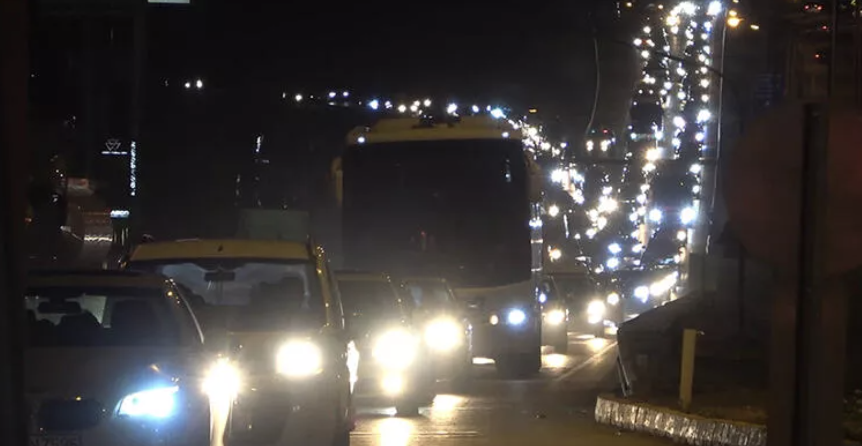 Tatilciler dönüş yolunda! Trafik durma noktasına geldi…