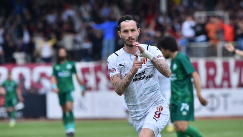 Bursaspor'un grubunda küme düşme hattından mücadelesi veren İnegölspor, evinde ligden