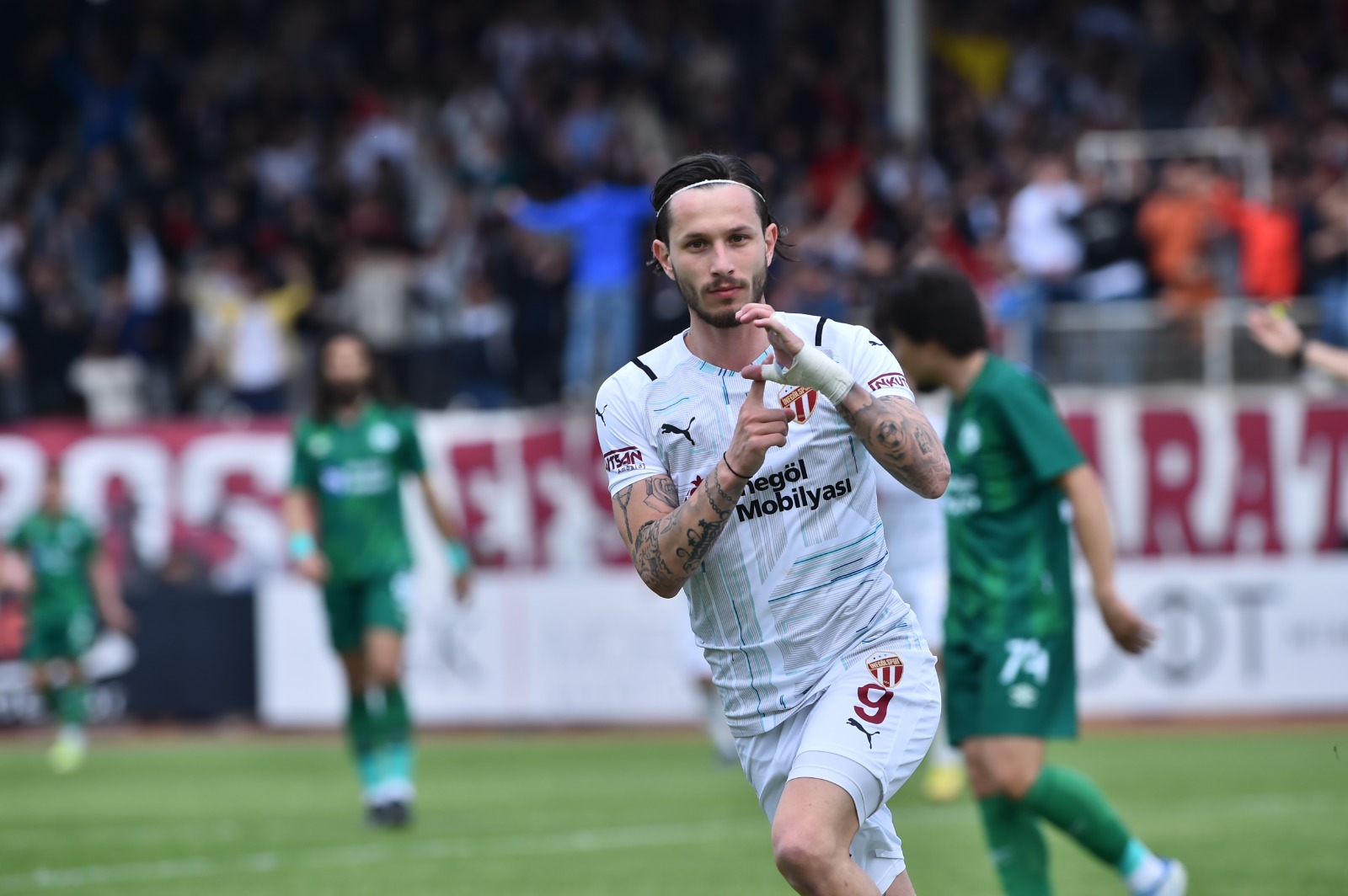 2.Lig'deki Bursa ekibi farklı kazandı ama hesaplar karıştı! 1 FuZisbWWAAEY71y