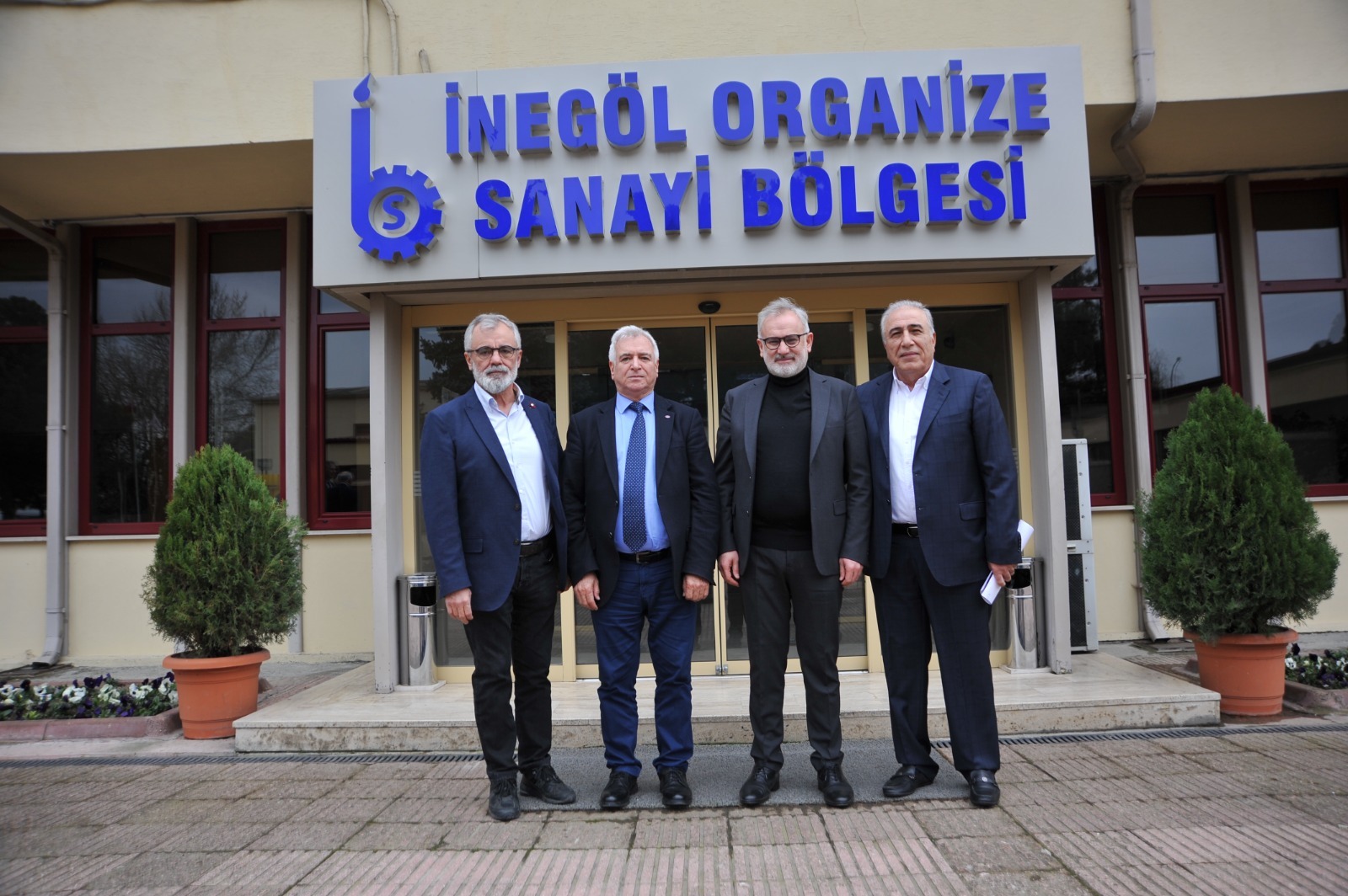 İnegöl OSB’de Zeki Şahin güven tazeledi