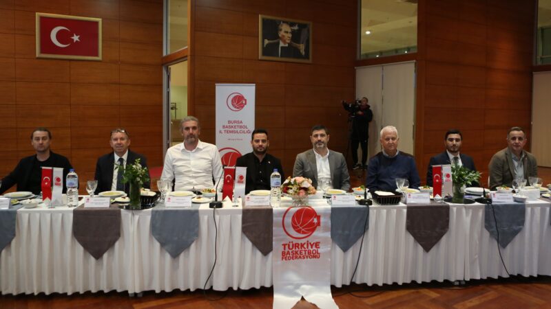 Bursa Büyükşehir Belediyesi'nin destekleriyle Basketbol Gençler Şampiyonlar Ligi'ne evsahipliği yaparken,