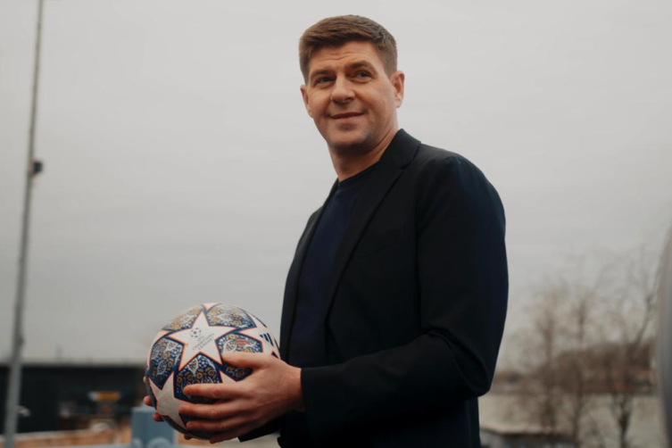 Futbolun üç efsanesini THY reklamında buluştu 2 aa picture 20230414 30851860