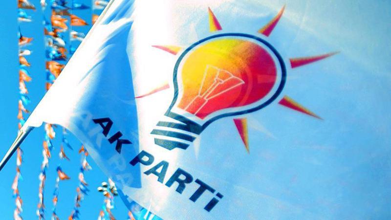 Bursa’da 5 AK Parti ilçe başkanı istifa etti Bursa’da 5 AK Parti ilçe başkanı istifa etti