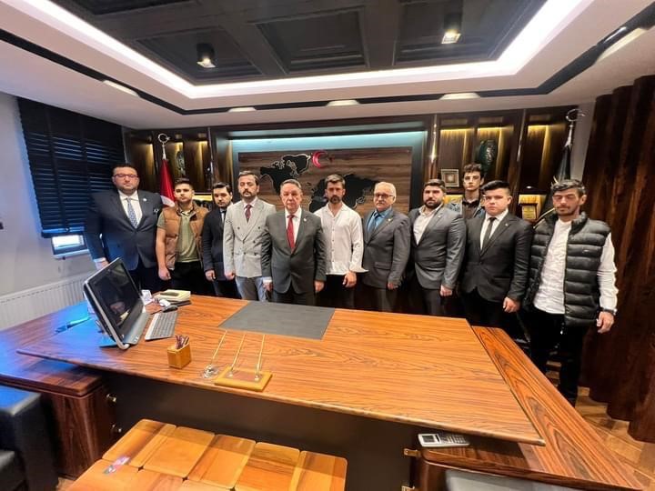 Alperen Ocakları’ndan Alfatlı’ya tam destek Alperen Ocakları’ndan Alfatlı’ya tam destek