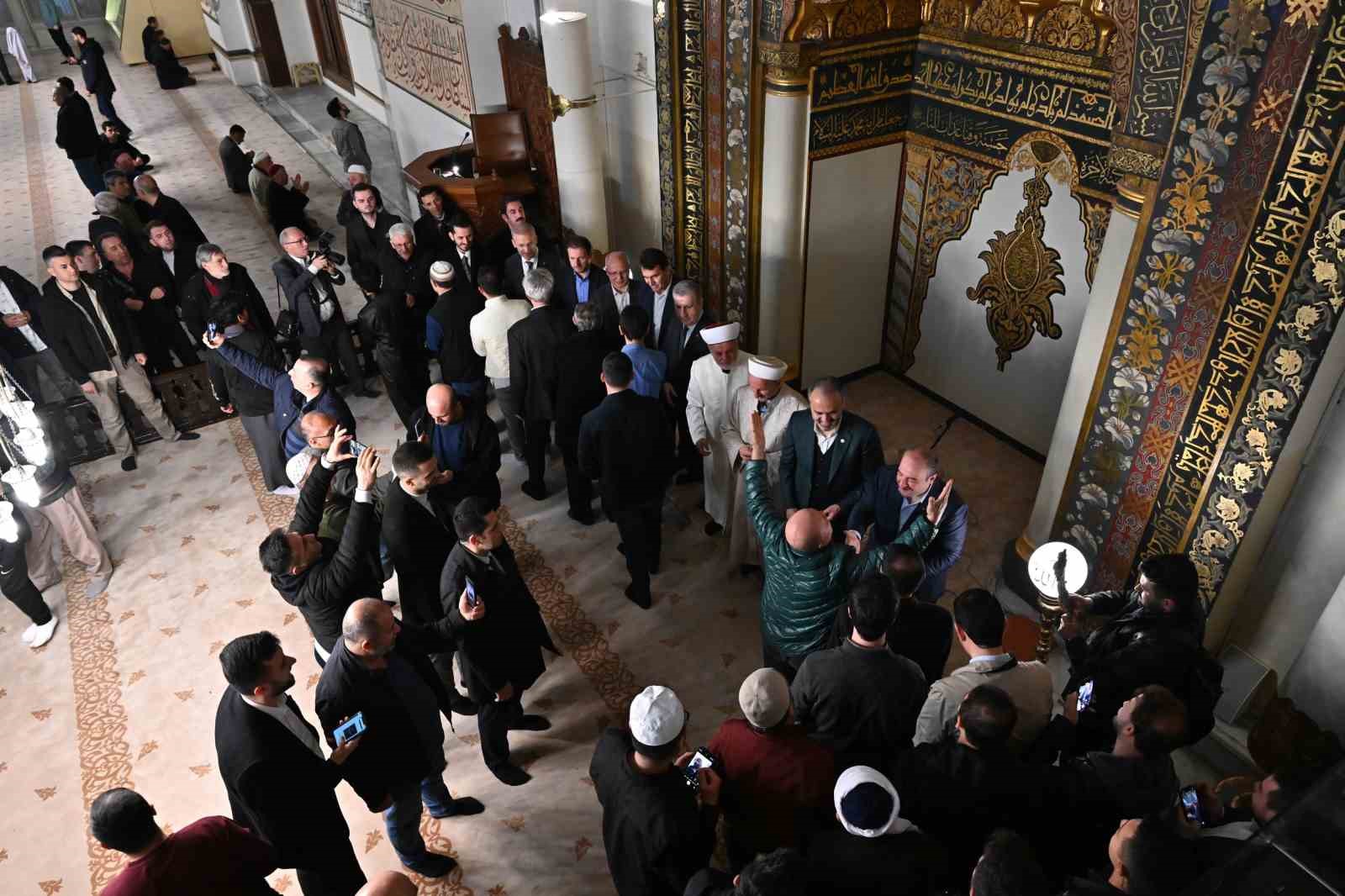 Başkan Aktaş, depremzede, şehit aileleri ve gazilerle buluştu