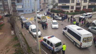 Bursa’da feci kaza: Servisin çarptığı küçük kız hayatını kaybetti