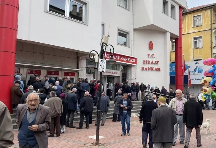 Emekliler dikkat! Birçoğu bunu bilmiyor: İlk maaş için bunu yapmak şart…