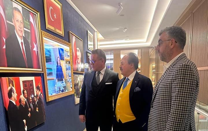 Devlet eski Bakanı Cavit Çağlar’ın siyaset müzesi gibi çalışma ofisi