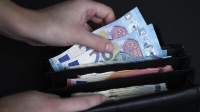 Euro Bölgesi ilk çeyrekte yüzde 0,1 büyüdü