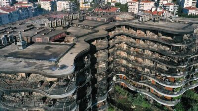 İzmir’deki yangının boyutu gün ağarınca ortaya çıktı