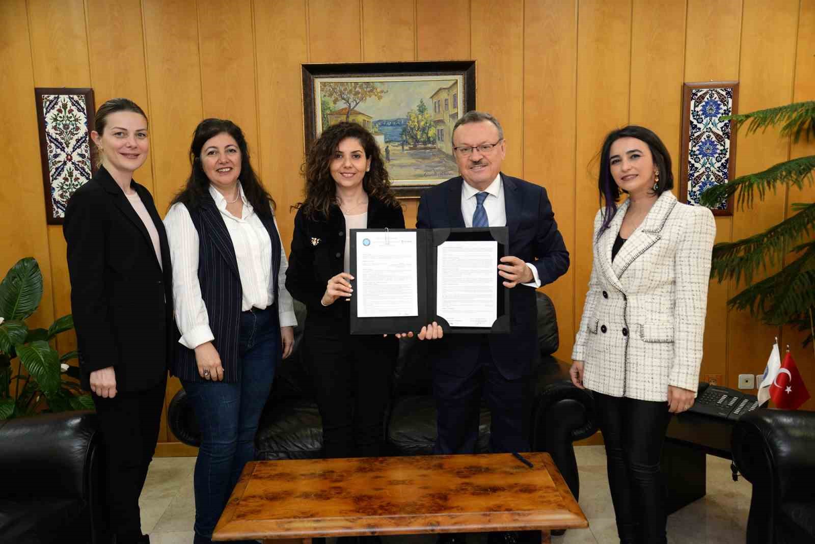 Kadın mühendis adaylarına pozitif destek Kadın mühendis adaylarına pozitif destek